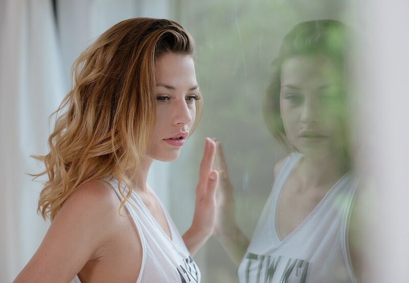 Фаина, 19